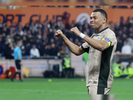 Kylian Mbappe strzelił hat-tricka, gdy PSG sześciokrotnie uderzyło w Montpellier